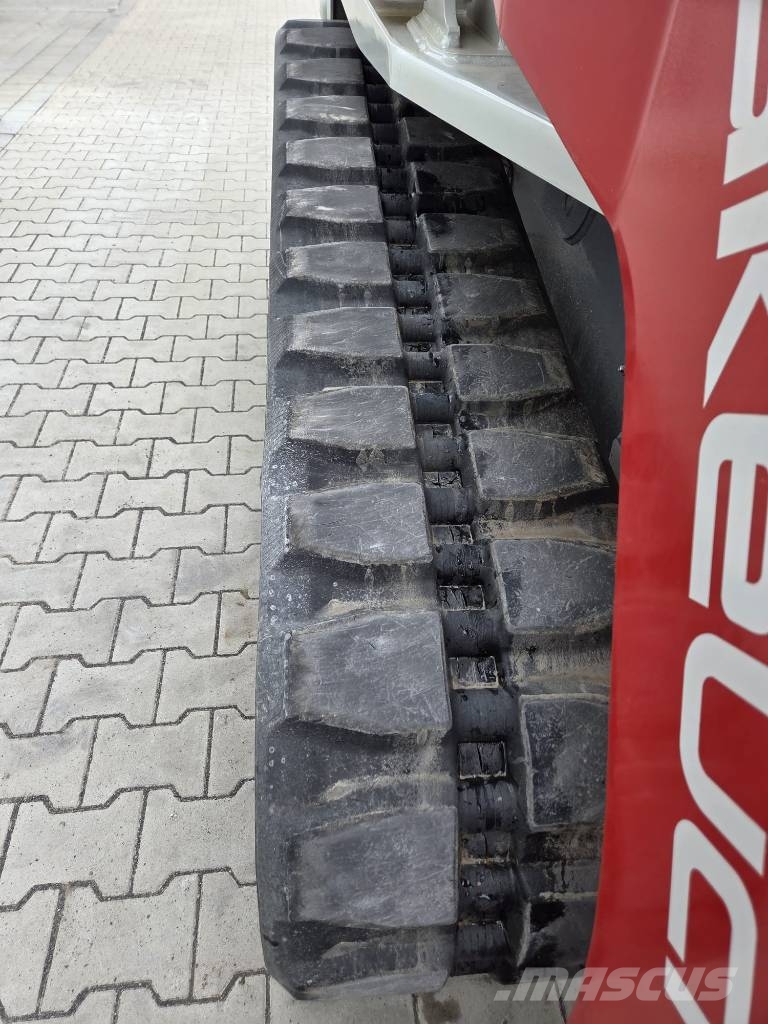 Takeuchi TL12V-2 Lánctalpas homlokrakodók
