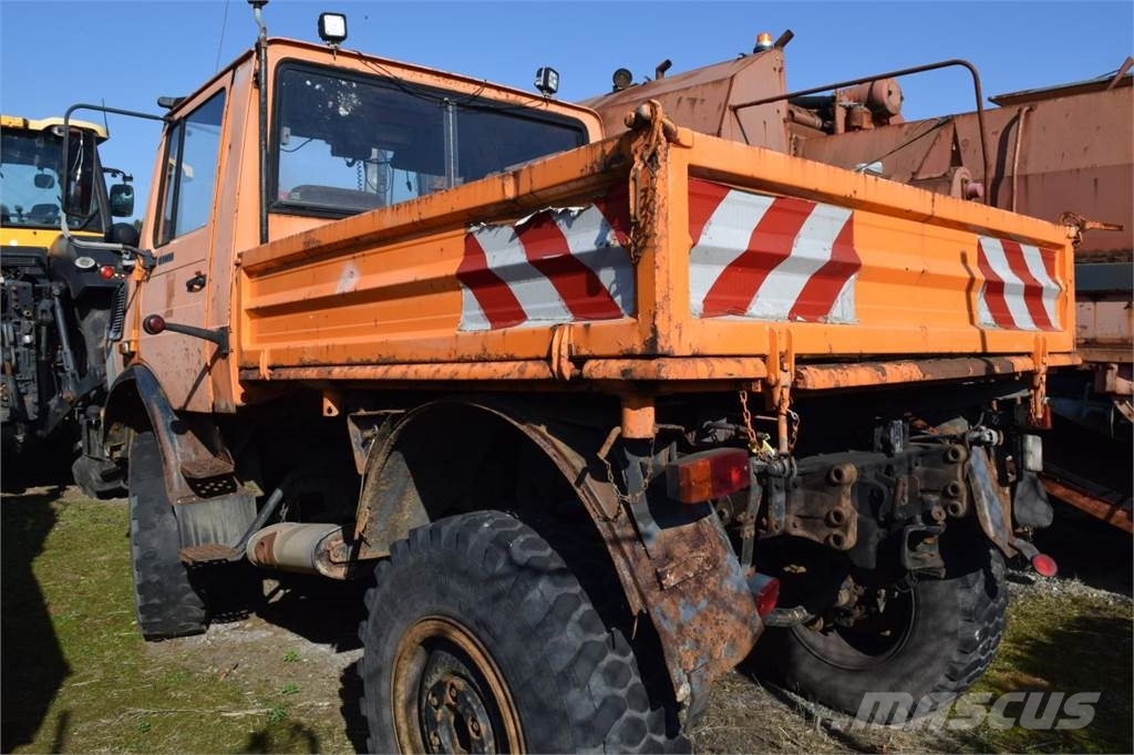 MB Trac Unimog U 1400 Tractors