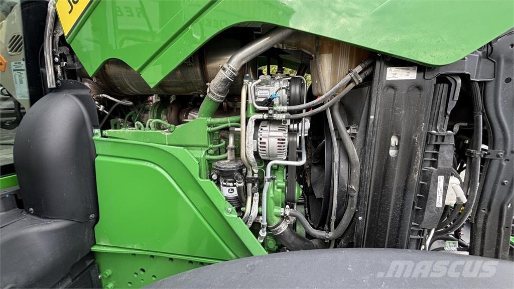 John Deere 6M240 Tractoren
