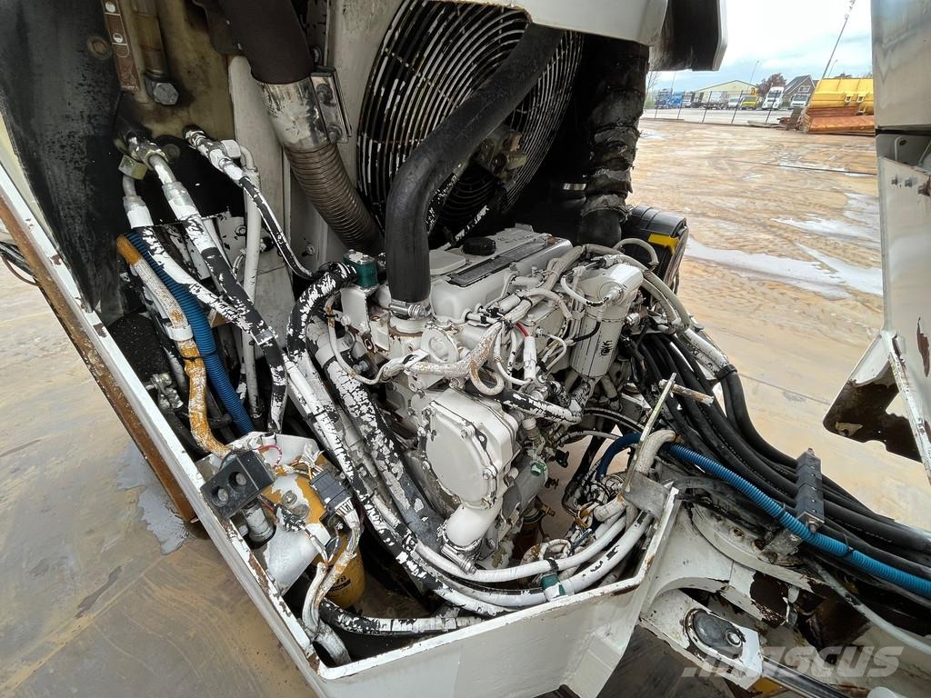 CAT CB534D CE / EPA Çift tamburlu silindirler