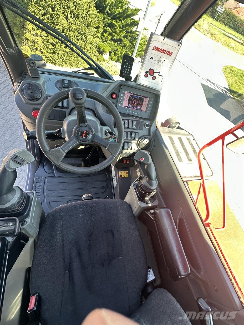 Manitou MRT 2550+ PRIVILEGE ST4 Teleskoplader