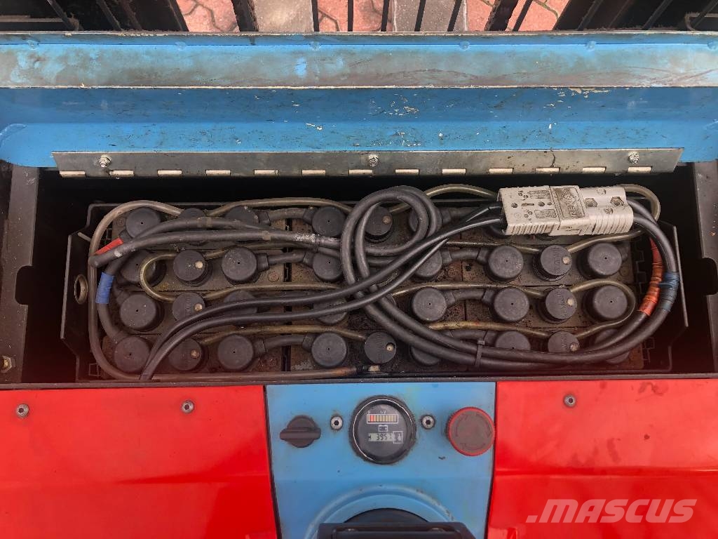Heli CDD12 V-3431 IO 自走式堆積機