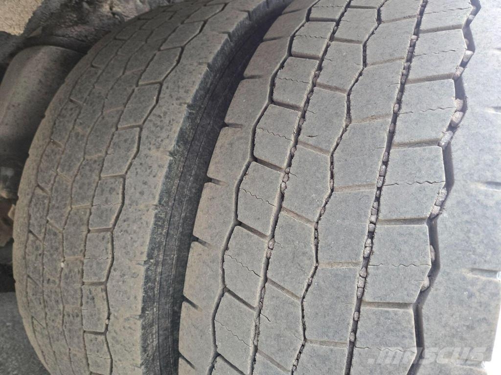 Volvo FM12 6X2 شاحنات قلابة