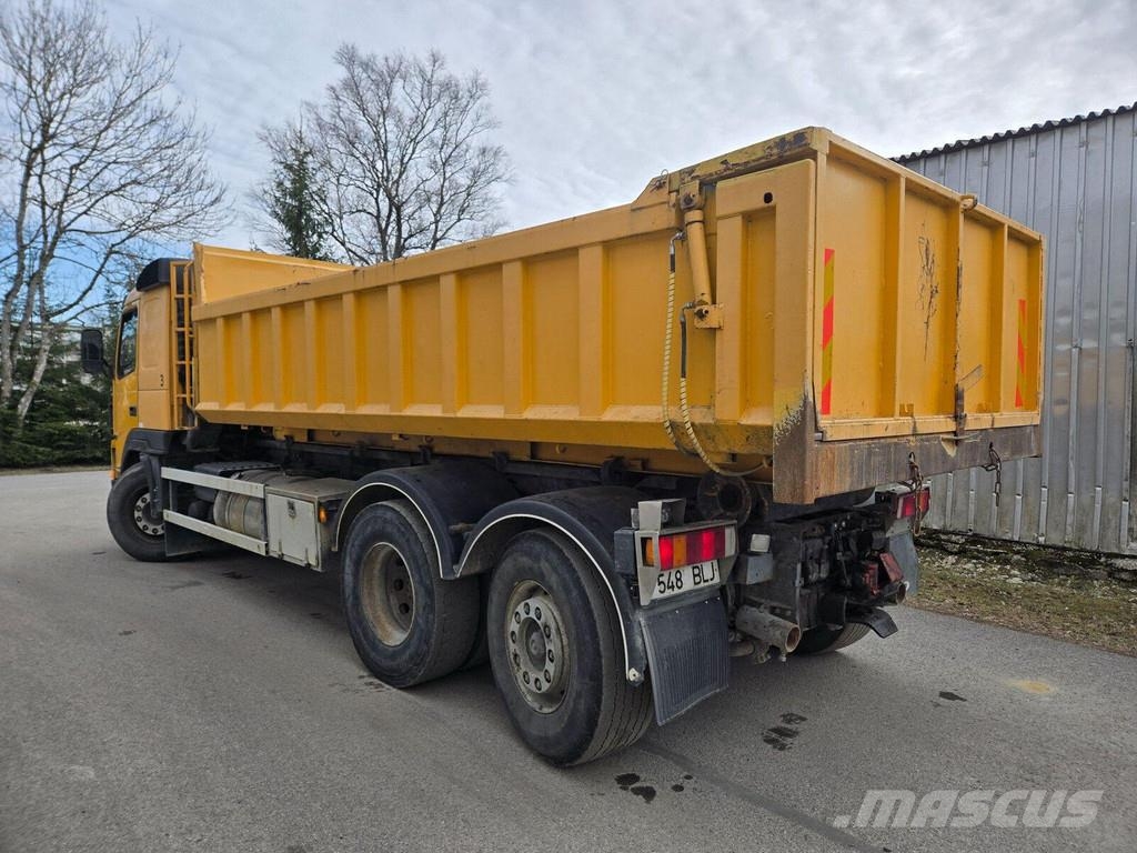 Volvo FM12 6X2 شاحنات قلابة