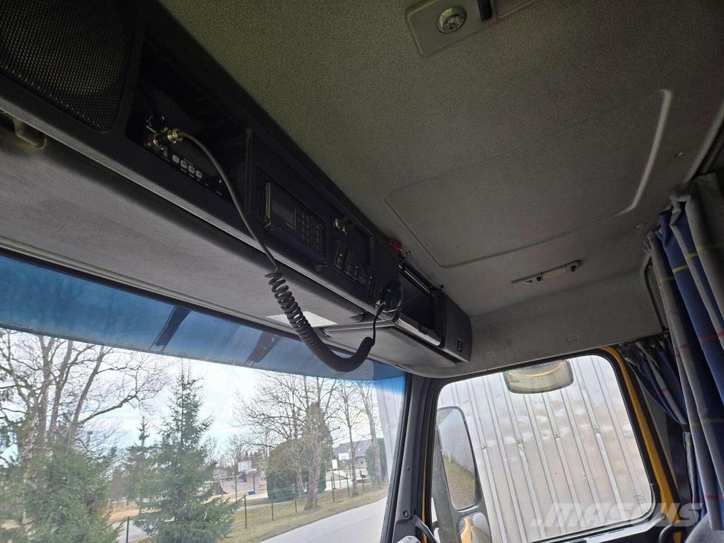 Volvo FM12 6X2 شاحنات قلابة