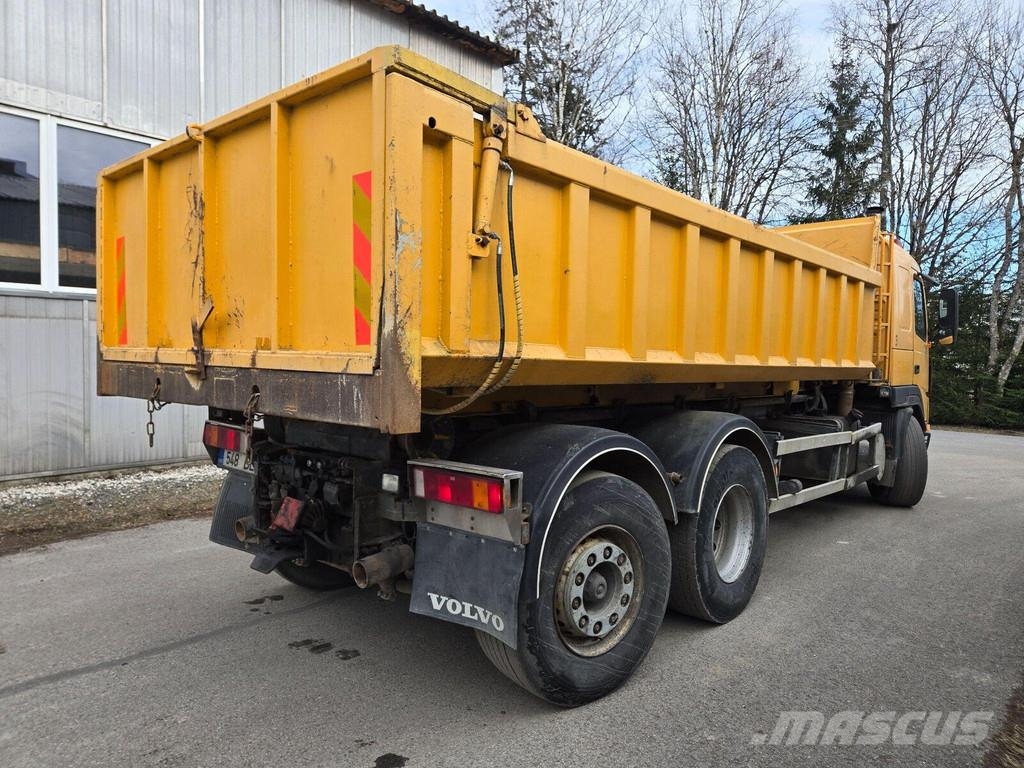 Volvo FM12 6X2 شاحنات قلابة