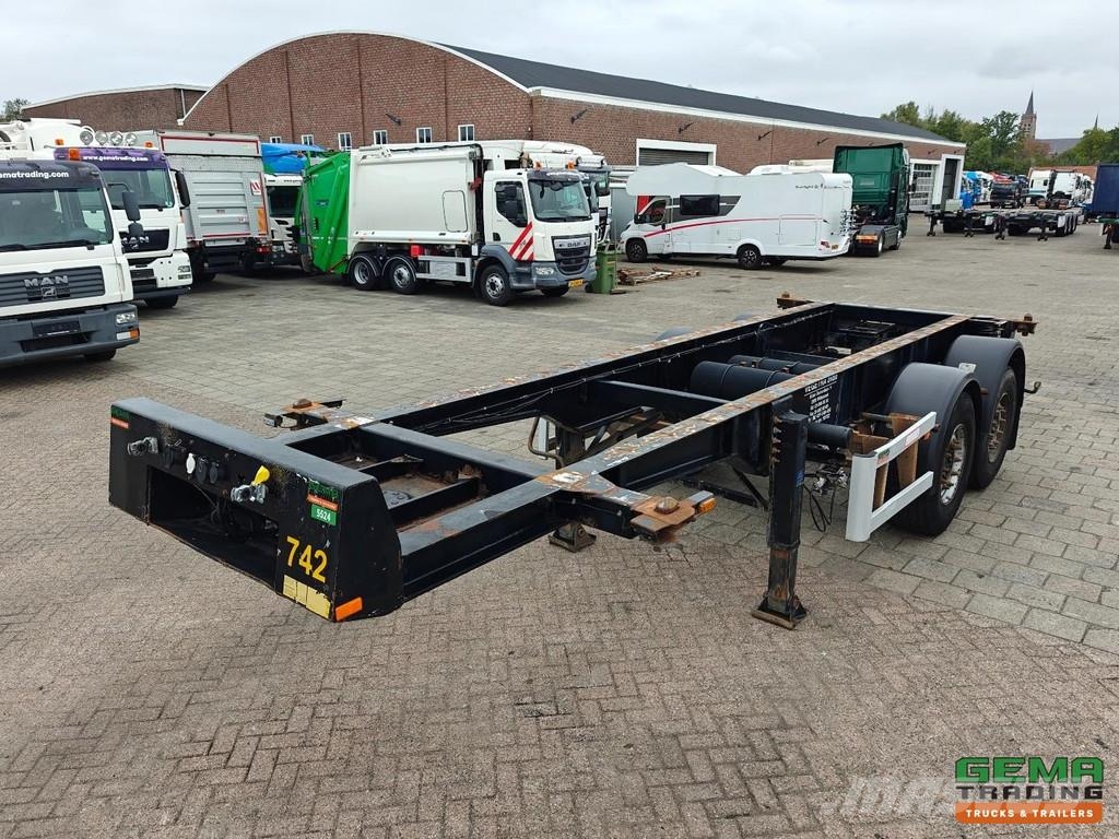 Renders EURO 700 20FT - 3040KG - 2 Mercedes Axles Disc Bra Semirremolques portacontenedores