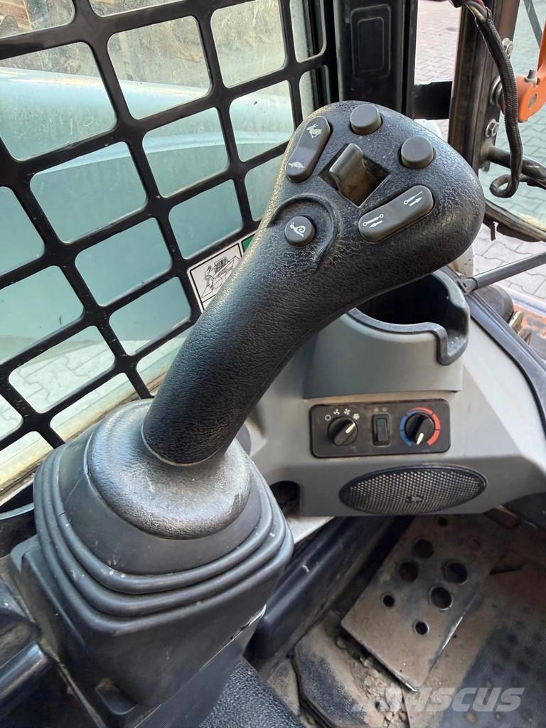 Bobcat T770 | HF | Joystick | A/C Skid steer mini utovarivači