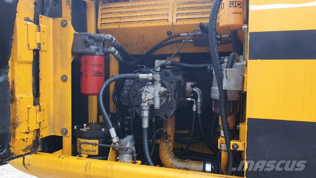 JCB JS 220 LC Escavatori cingolati
