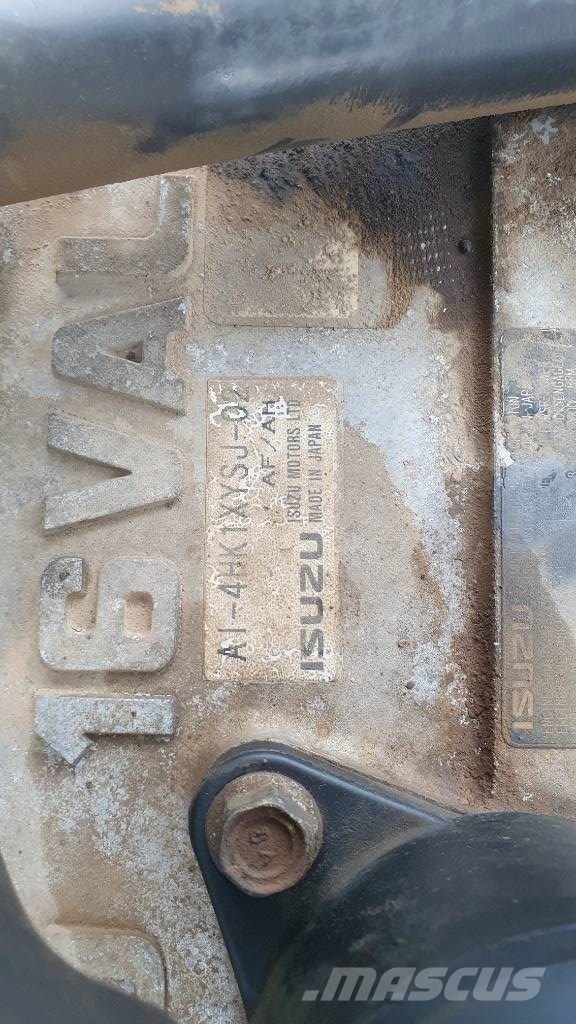 JCB JS 220 LC Escavatori cingolati