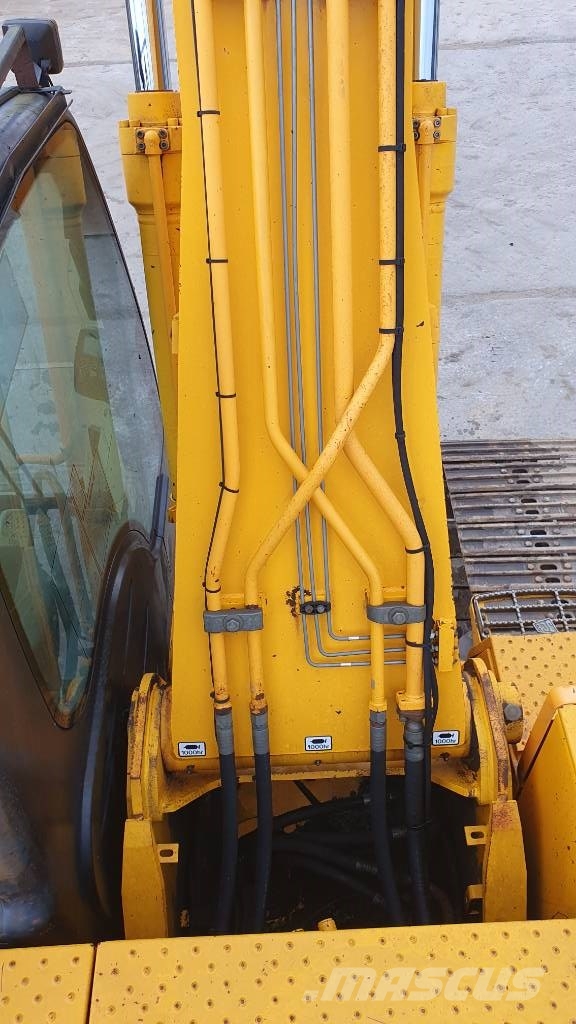 JCB JS 220 LC Escavatori cingolati