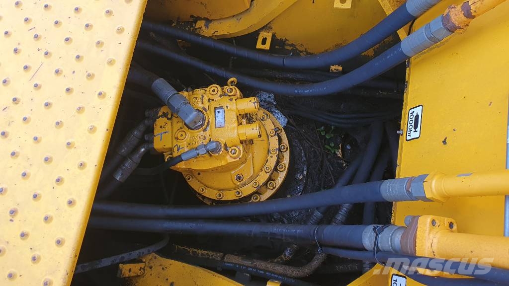 JCB JS 220 LC Escavatori cingolati