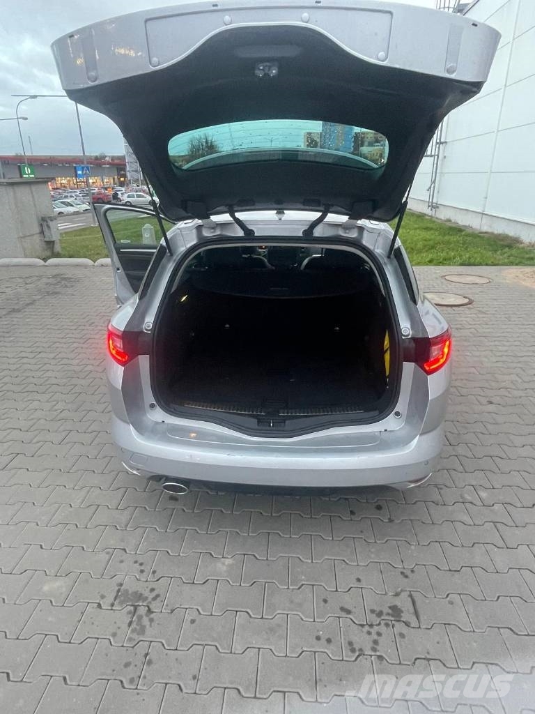 Renault Megane Biler