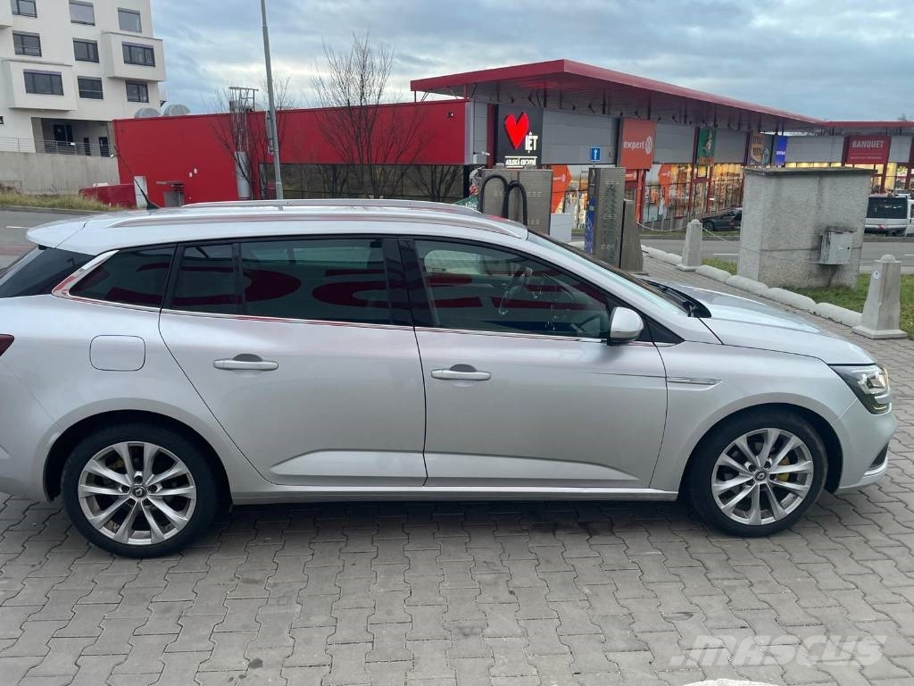 Renault Megane Biler
