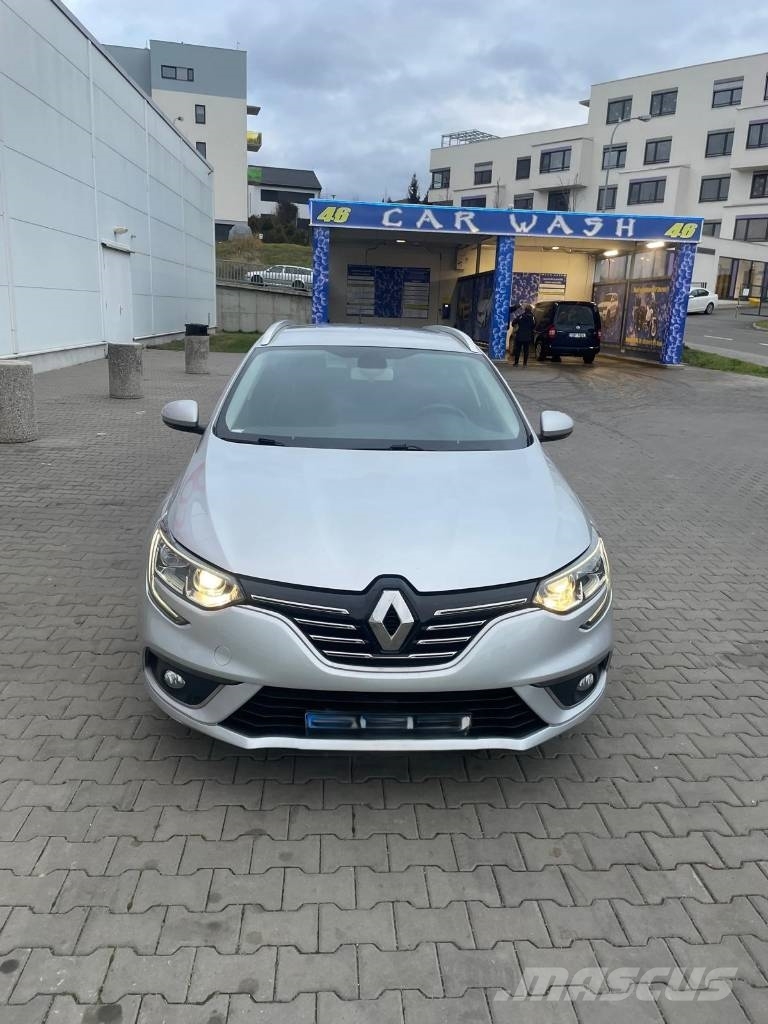 Renault Megane Biler