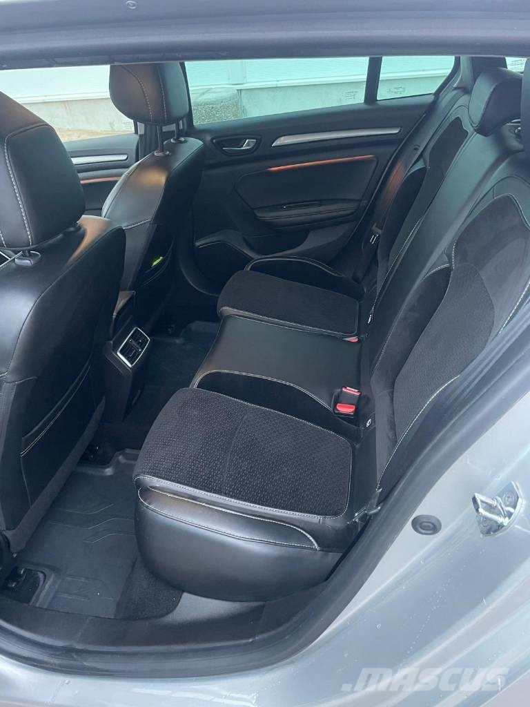 Renault Megane Biler