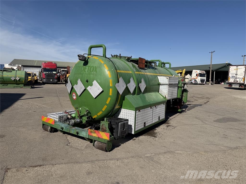 VIN 426 - STS KOVO CISTERNA 12000 l PHM VIN 426 Вантажівки-цистерни
