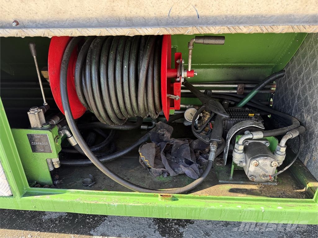 VIN 426 - STS KOVO CISTERNA 12000 l PHM VIN 426 Вантажівки-цистерни