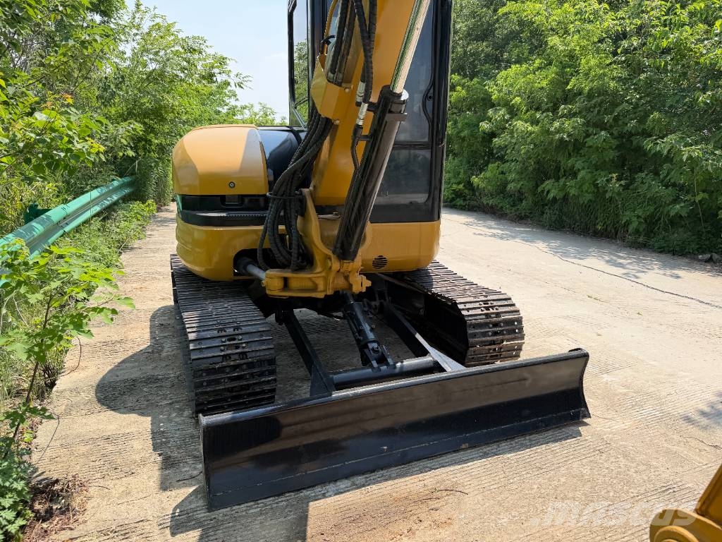 CAT 305 C CR 소형 굴삭기 7톤 미만