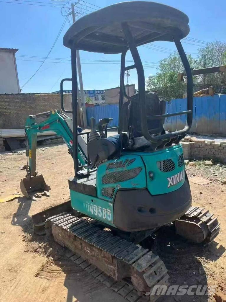 Xiniu XN20 小型挖掘机
