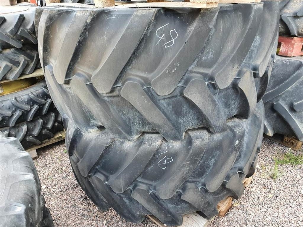 Nokian 600/60R28 x2 Gume, kolesa in platišča