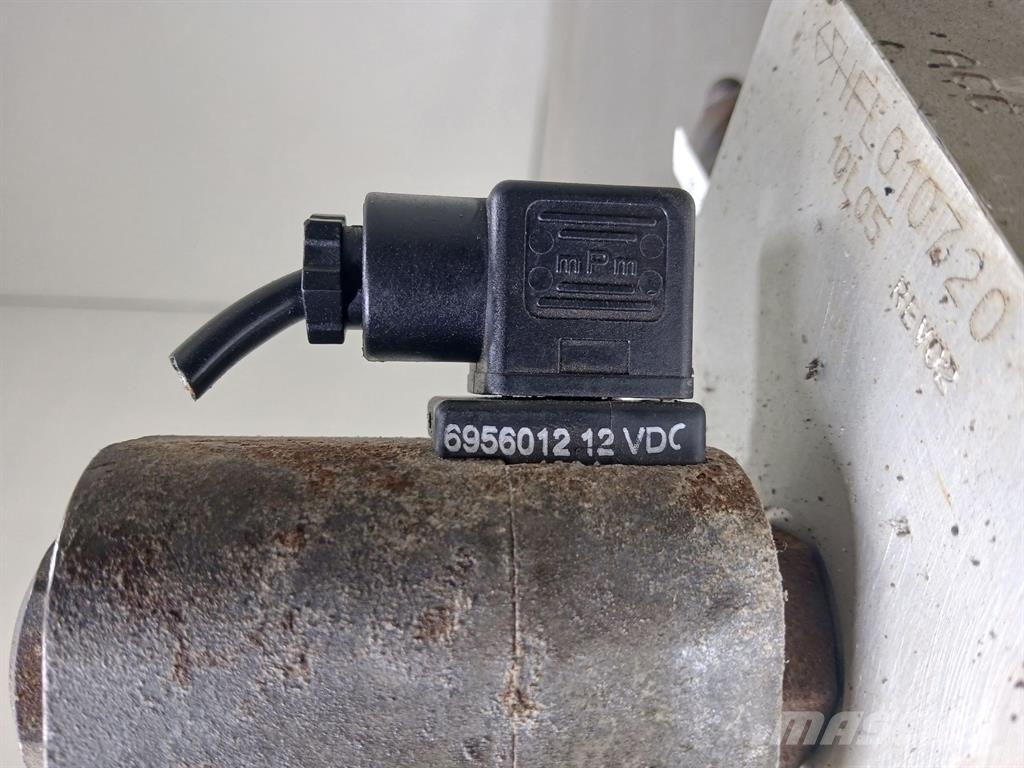 Schaeff SKL844-5320001012-Stabilising module/Valve Hydraulika