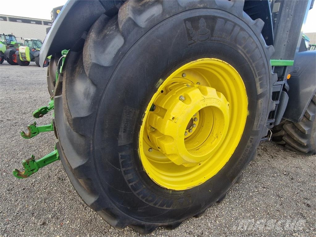 John Deere 7R 350 Tractors