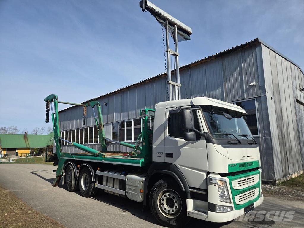 Volvo FM380 6X2 JOAB 2 CONTAINER Camiones portacubetas