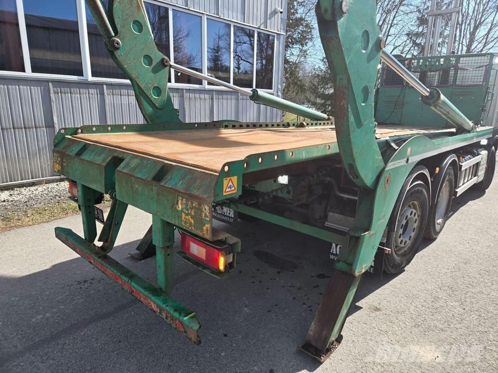 Volvo FM380 6X2 JOAB 2 CONTAINER Camiones portacubetas