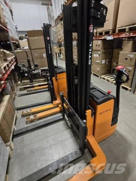 Still EGP 14 Pedestrian stackers