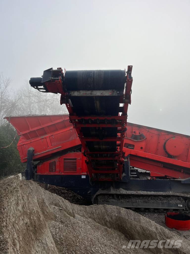 Terex Finlay 883 Mobiele zeefinstallaties