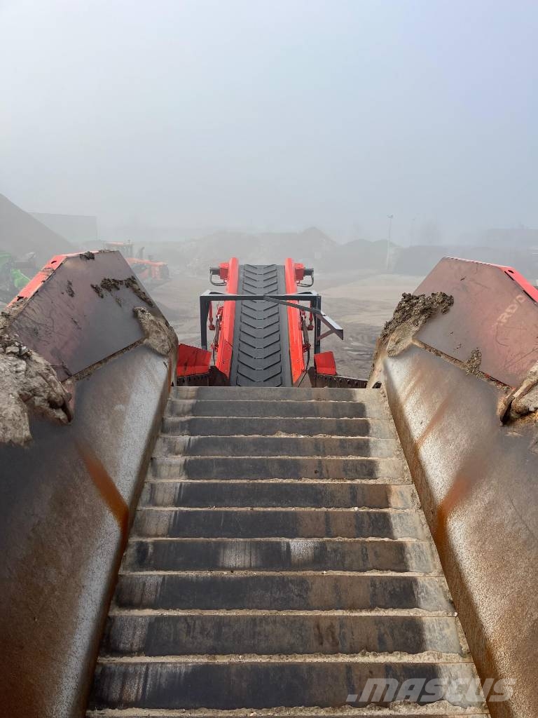 Terex Finlay 883 Mobiele zeefinstallaties