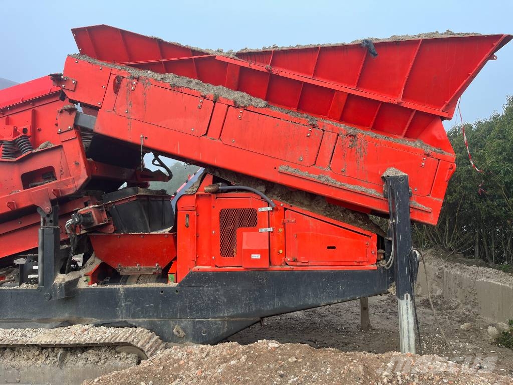 Terex Finlay 883 Mobiele zeefinstallaties