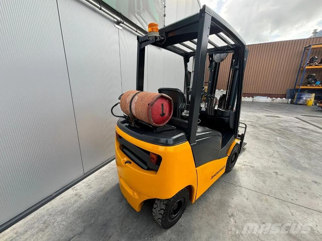 Jungheinrich TFG316 Heftruck LPG forklifts