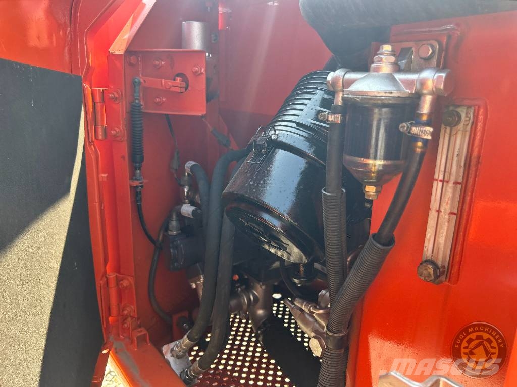 Hitachi Zaxis 85 U Bageri gusjeničari