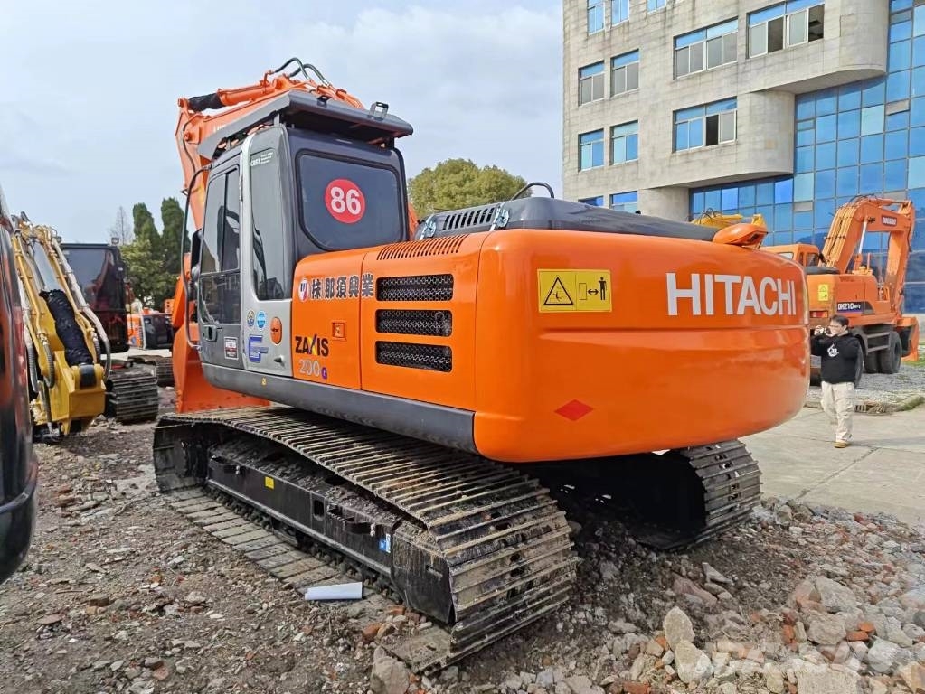 日立建機 ZX 200, 2020, 中華人民共和国 - 中古 クローラー式