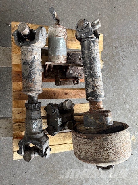 CAT 966 H CARDAN COMPLET Осі