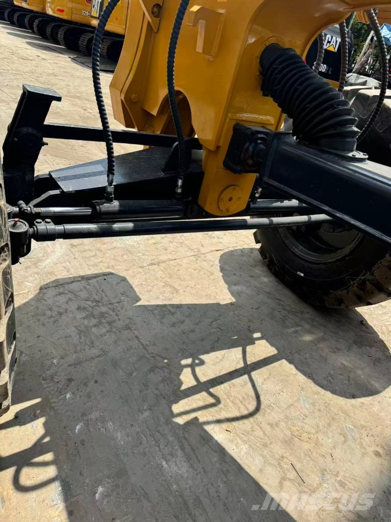 XCMG GR1803 그레이더