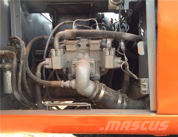 Hitachi EX 200-5 Εκσκαφείς με ερπύστριες