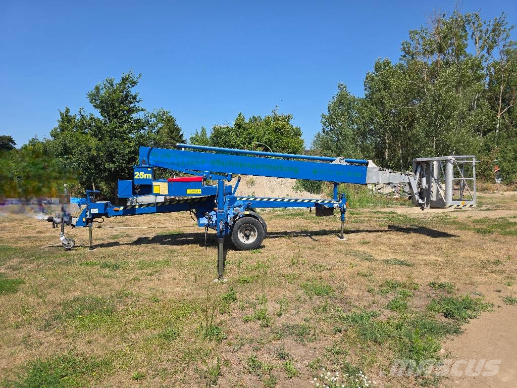 Denka-Lift MK25 DK3 Anhänger Arbeitsbühne Piattaforme aeree su rimorchio