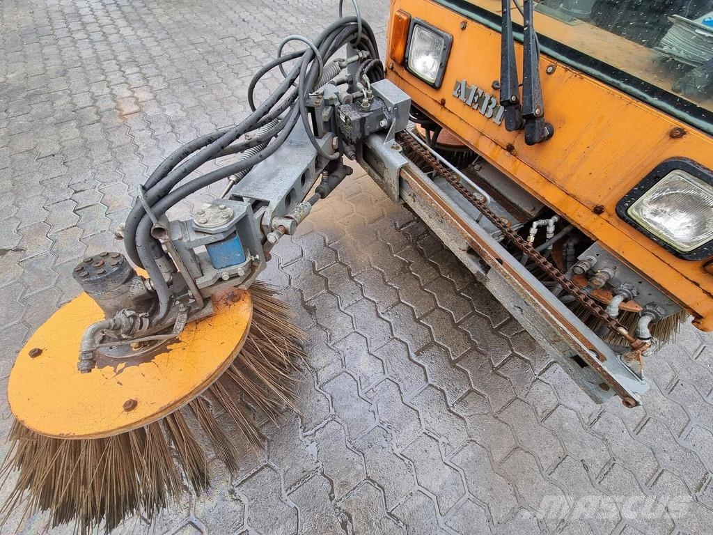 Schmidt AEBI Bougie MFH 2200 Sweepers