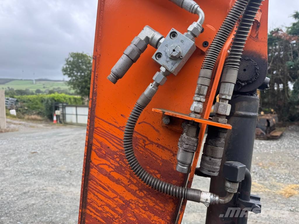 Doosan DX 57 W-7 Pelle sur pneus