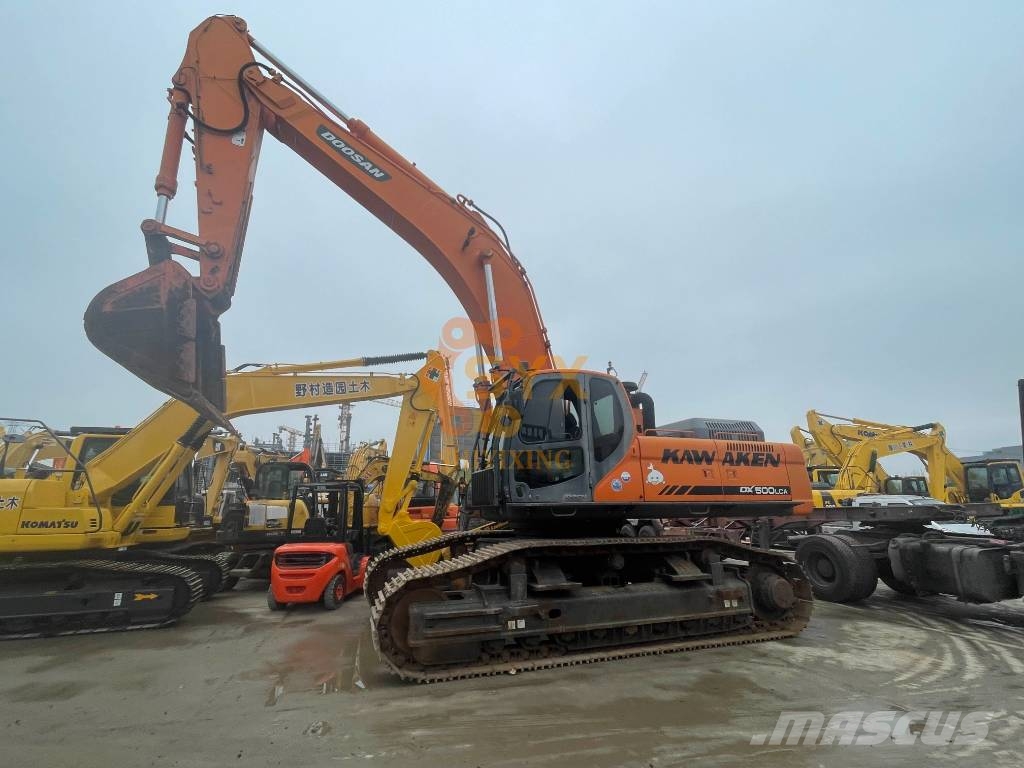 Doosan DX 500 LCA Kāpurķēžu ekskavatori