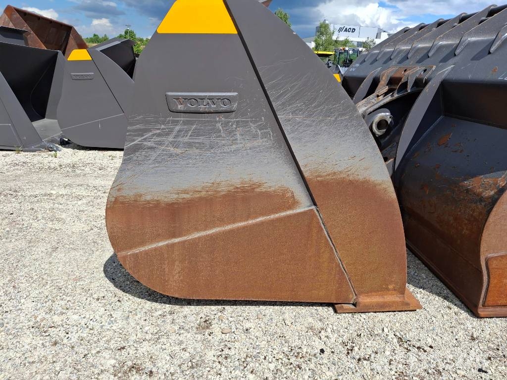 Volvo Schaufel L180 L180 WLA86757 #A-6668 Cucharones