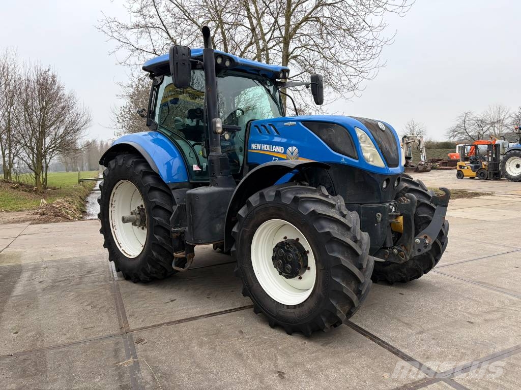 New Holland T 7.270 AC Traktorer