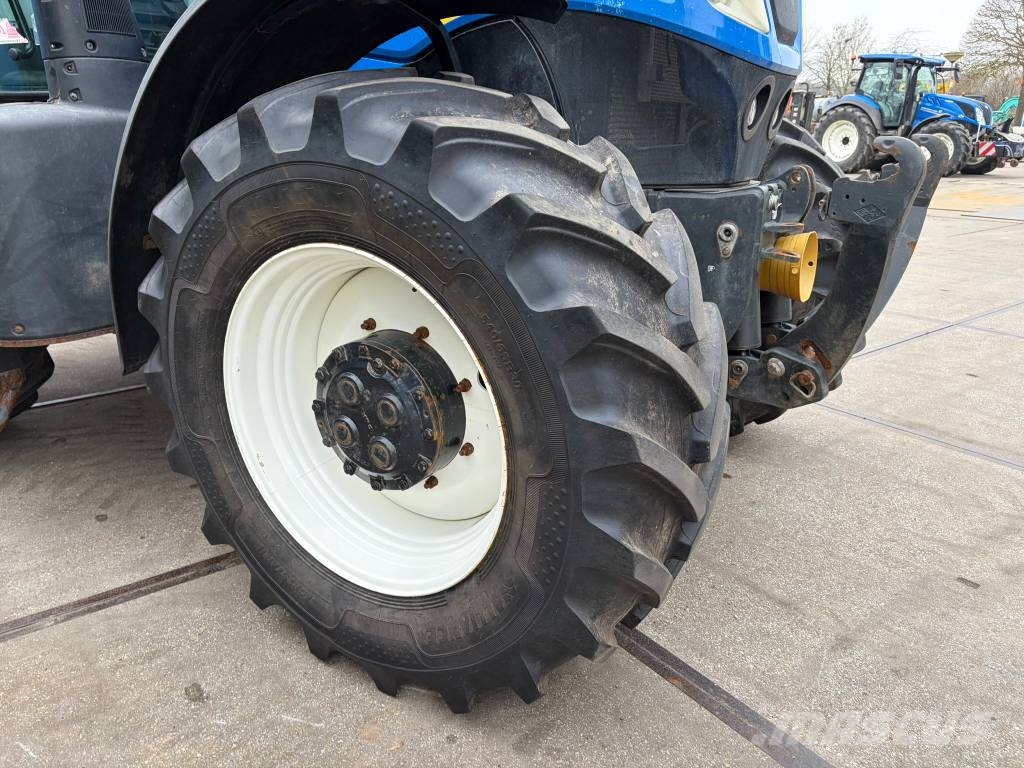 New Holland T 7.270 AC Traktorer