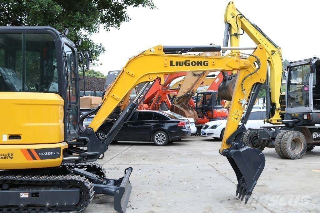 LiuGong 9035 Mini kotrók < 7t