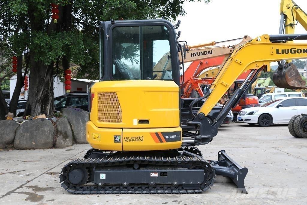 LiuGong 9035 Mini kotrók < 7t