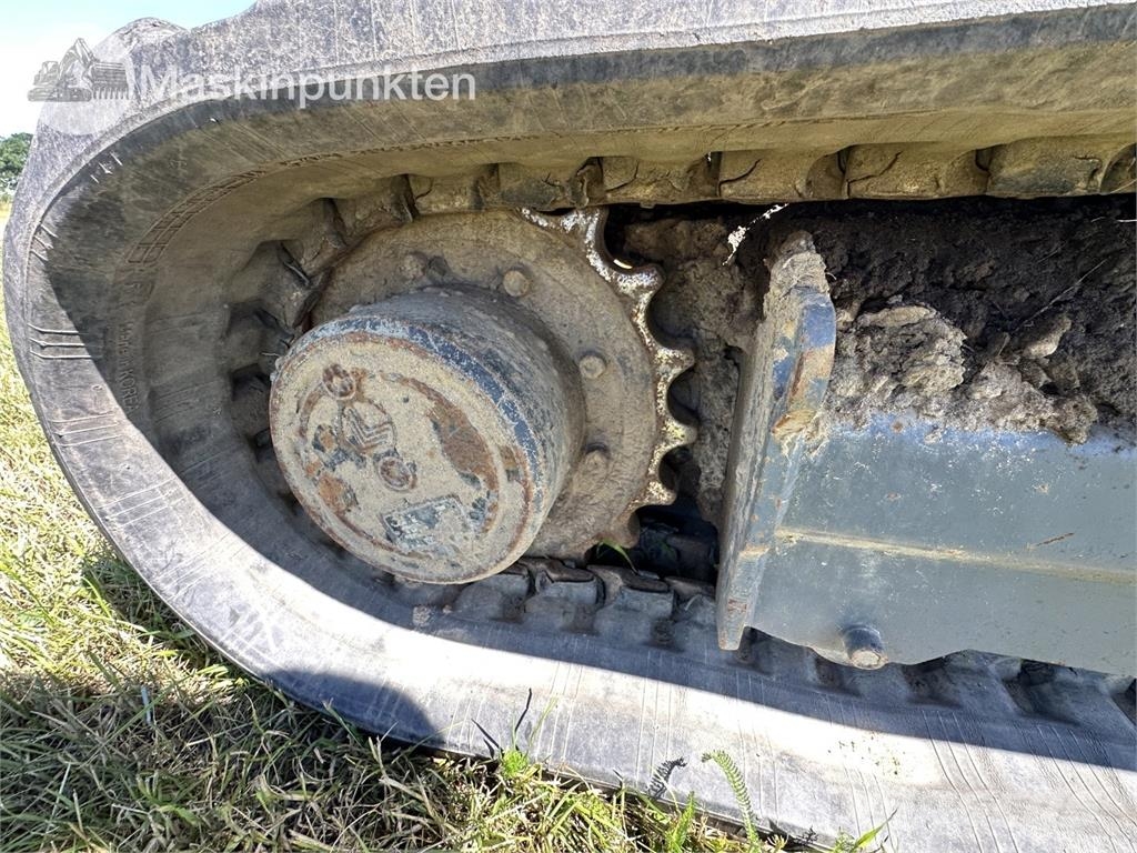 Neuson 50z3 RD حفارات زحافة