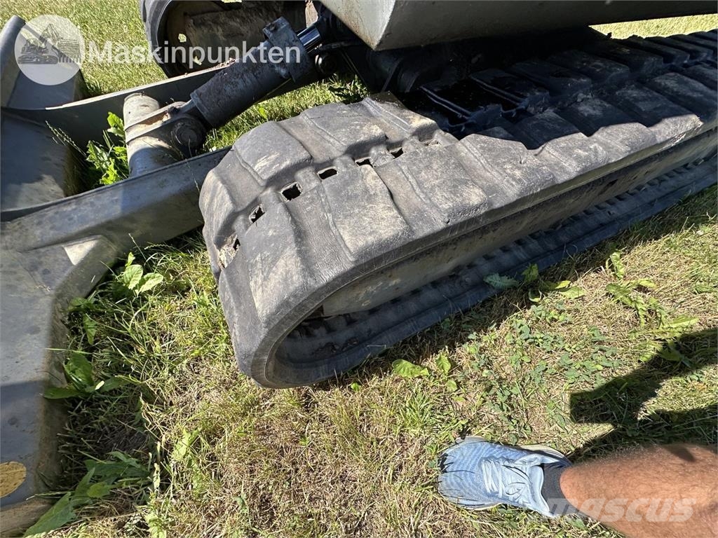 Neuson 50z3 RD حفارات زحافة